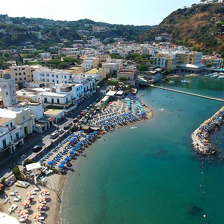 B&B Celestina Ischia Lacco Ameno  Buitenkant foto