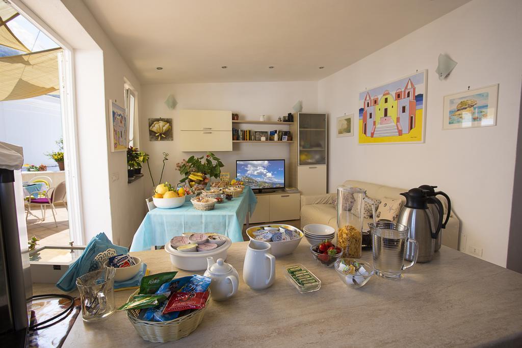 B&B Celestina Ischia Lacco Ameno  Buitenkant foto