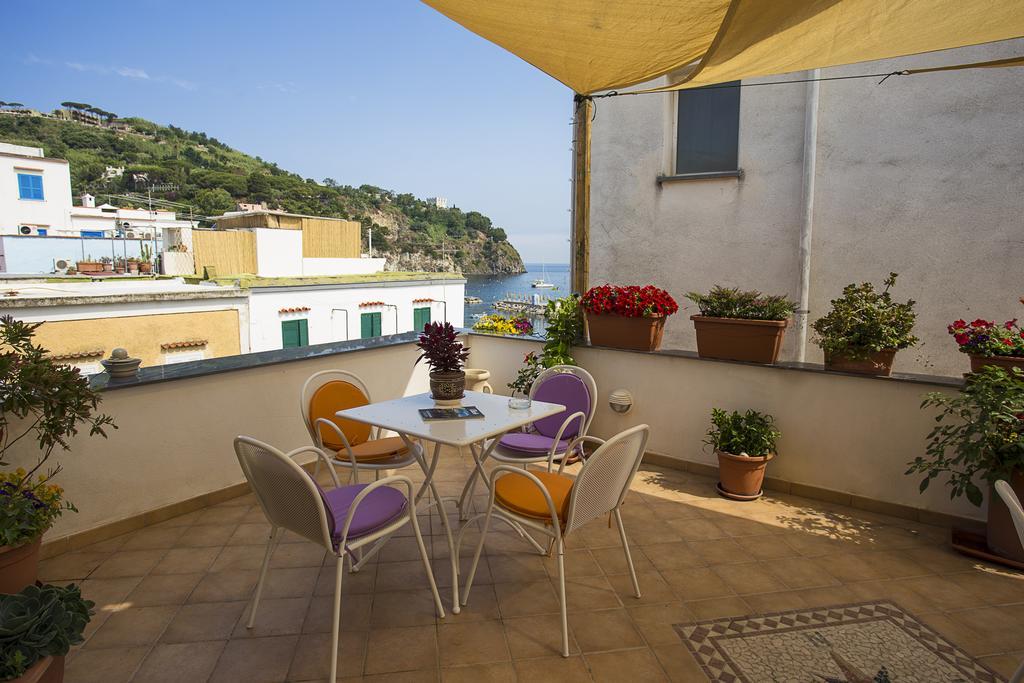 B&B Celestina Ischia Lacco Ameno  Buitenkant foto
