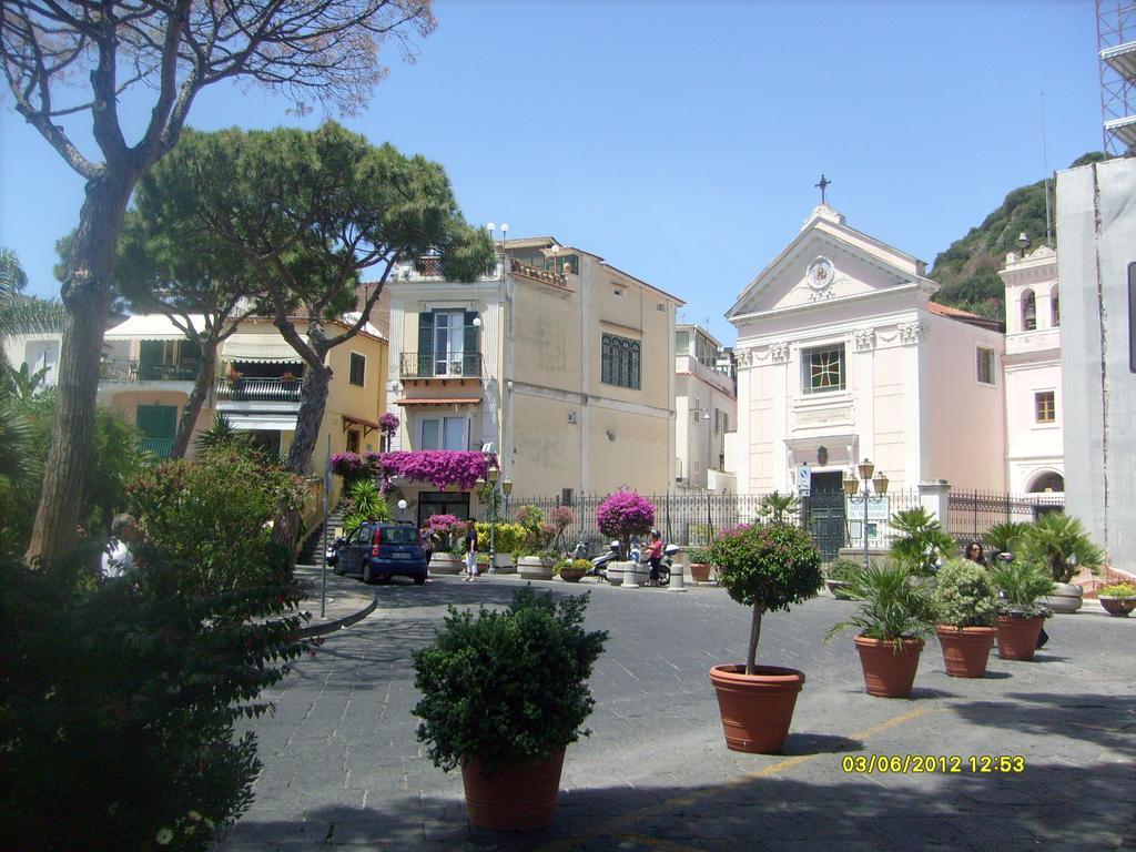 B&B Celestina Ischia Lacco Ameno  Buitenkant foto