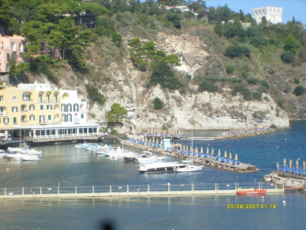B&B Celestina Ischia Lacco Ameno  Buitenkant foto