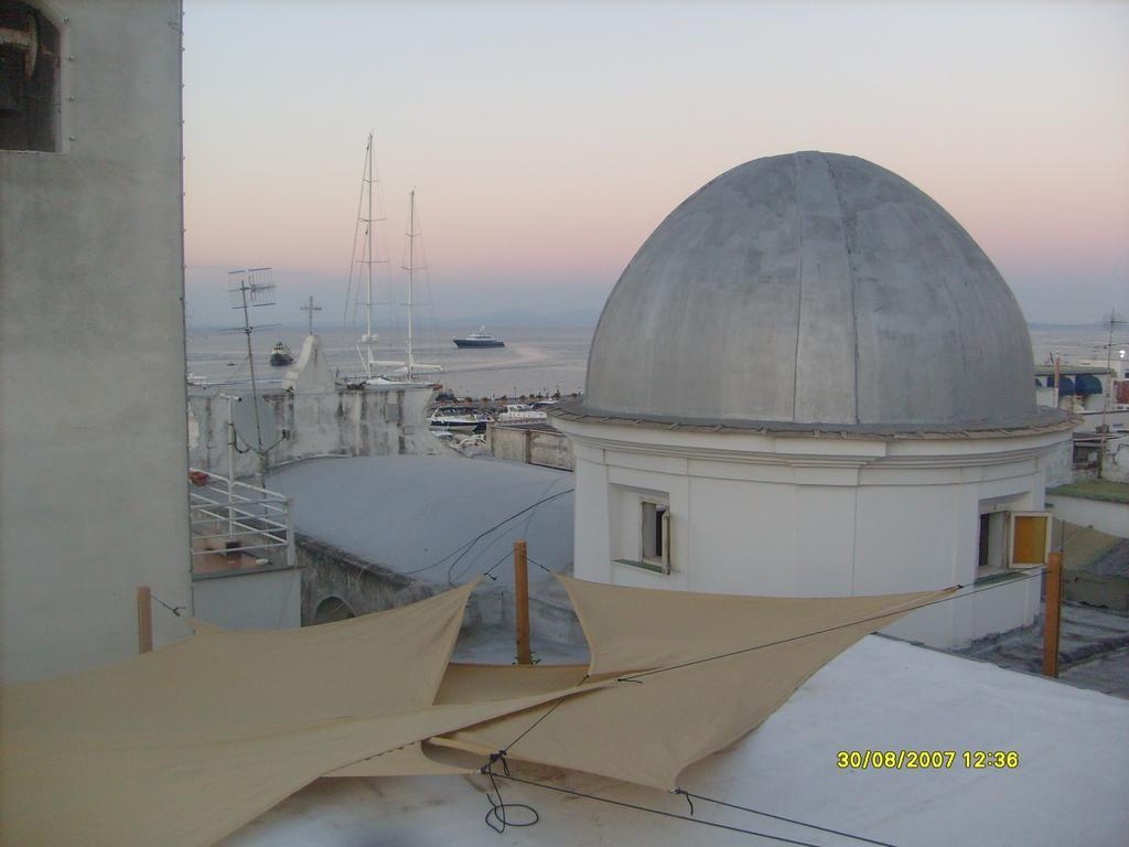 B&B Celestina Ischia Lacco Ameno  Buitenkant foto