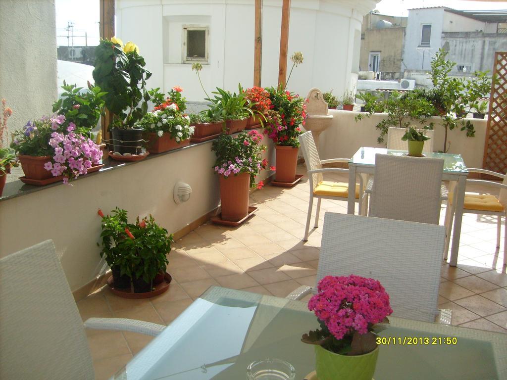 B&B Celestina Ischia Lacco Ameno  Buitenkant foto
